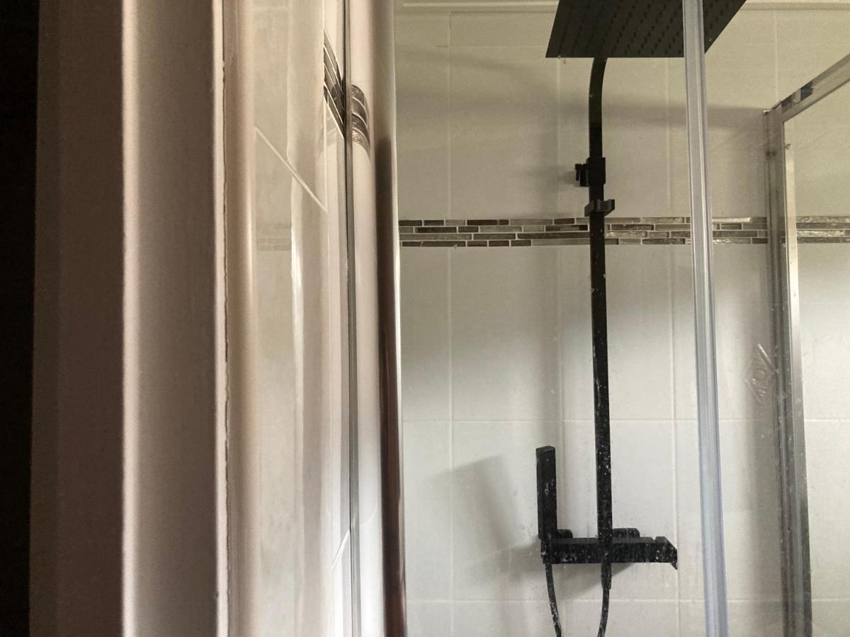 Location Chambre Avec Salle De Bain Et Partie Commune Sea View & Mountain View Renting 1 Of 3 Bedrooms With Shared Common Space 3 Bdrm Apt Not 1 Bdrm Plus Clime Ou Ac Bastiya Dış mekan fotoğraf